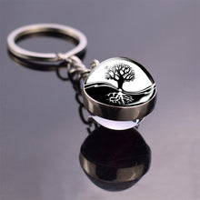 Load image into Gallery viewer, Yin Yang Keychain
