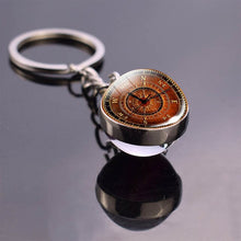 Load image into Gallery viewer, Vintage Compass Keychain