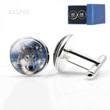Load image into Gallery viewer, Wolf Pattern Cufflinks